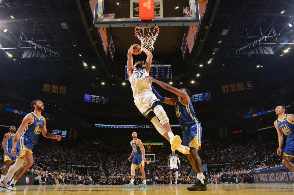 比赛中始终 比赛中始终