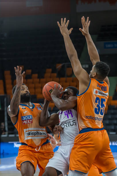 的公众影响 的公众影响